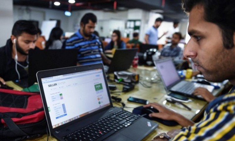 Pakistan’s tech exports hit $2.61B; freelancer earnings soar 58%